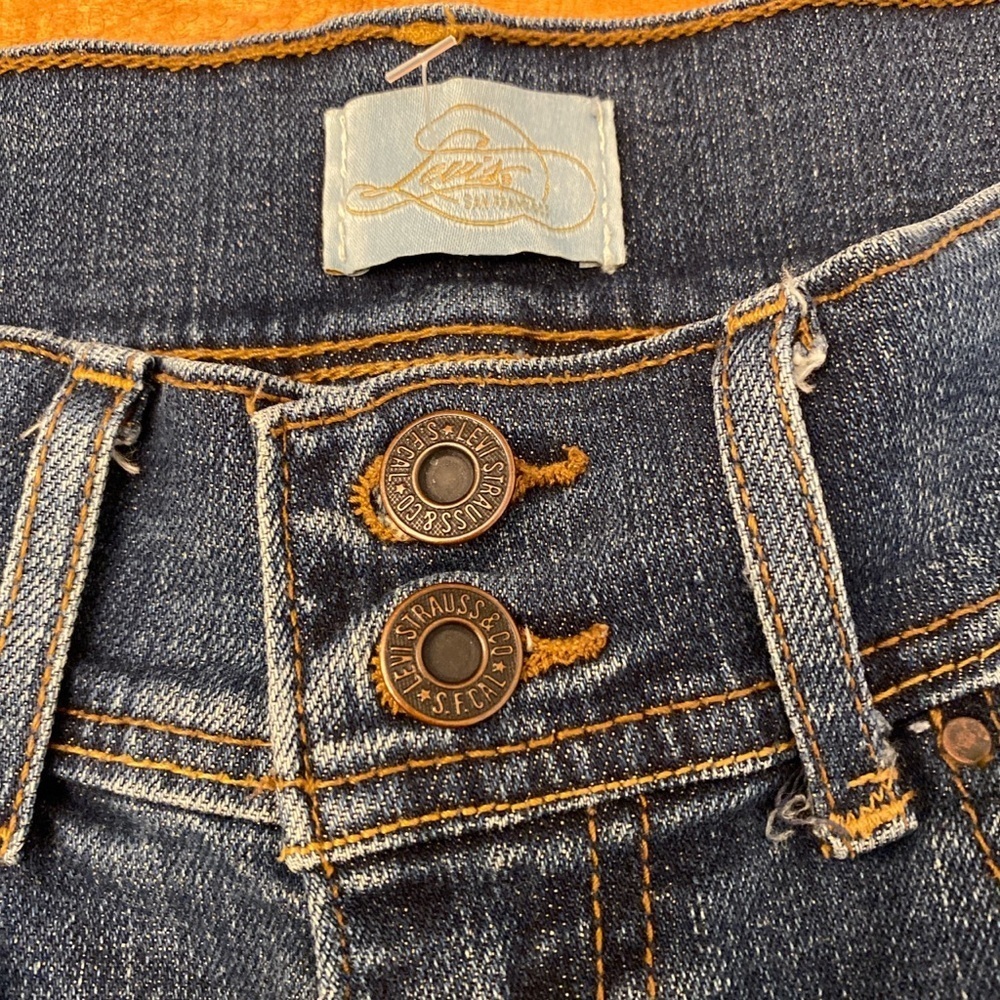Levi's Dark Blue Denim Women's Shorts - Picture 2 of 8